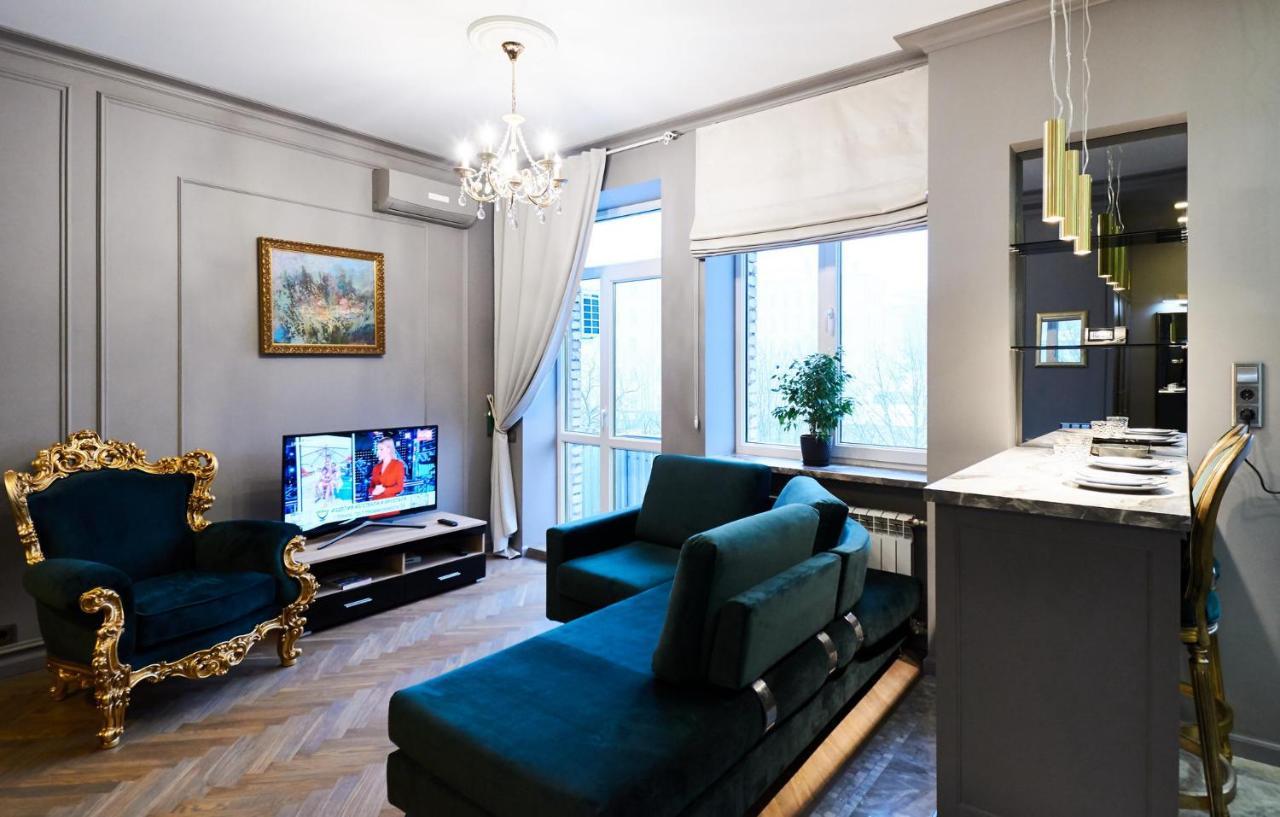 So Luxury Apartment In The Heart Of Minsk Near Circus Bagian luar foto