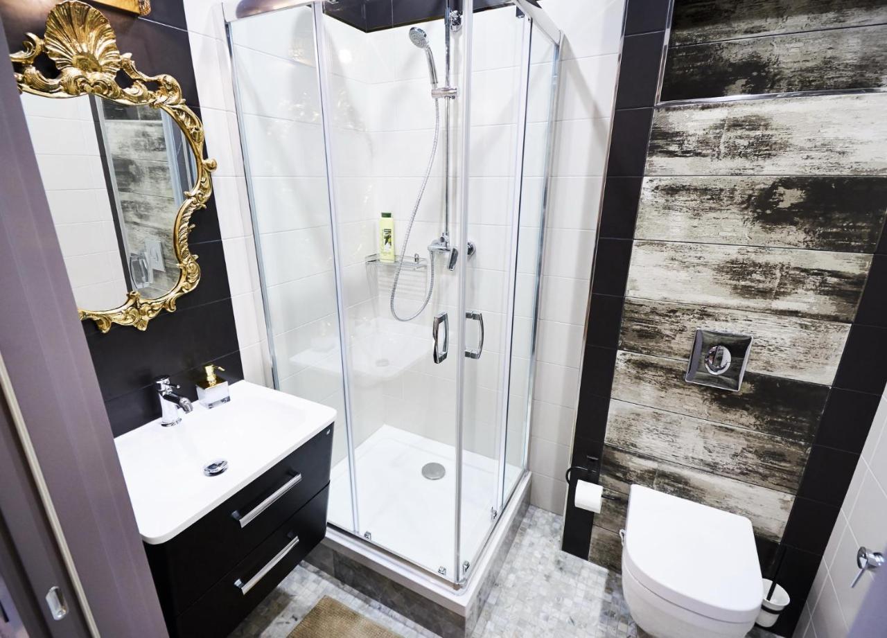 So Luxury Apartment In The Heart Of Minsk Near Circus Bagian luar foto